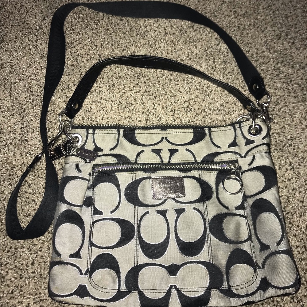 Cross body purse